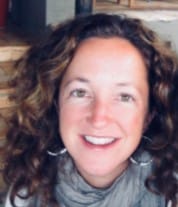 Dre Isabelle-Anne Bisson from the page Comment protéger les oiseaux podcast