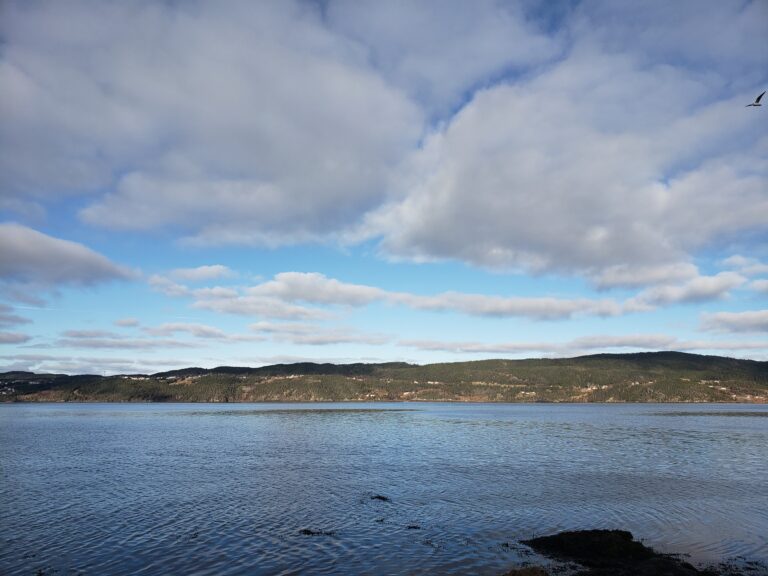 Bay of Islands Newfoundland. Page: LNG NL Newfoundland Labrador.